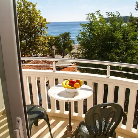 Galija Apartment *